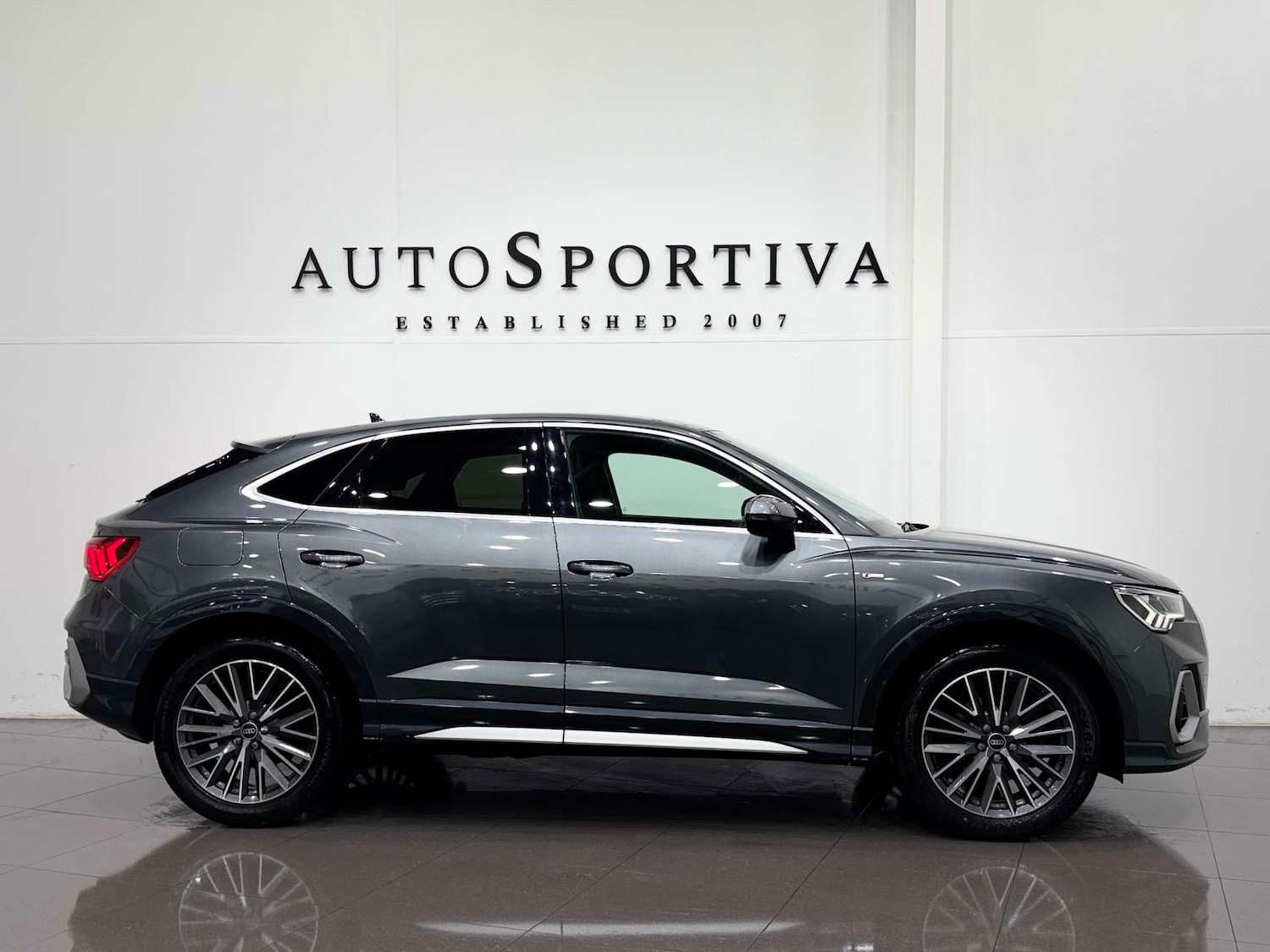 Used Audi Q3 2023 for sale - 77170353: Photo 7