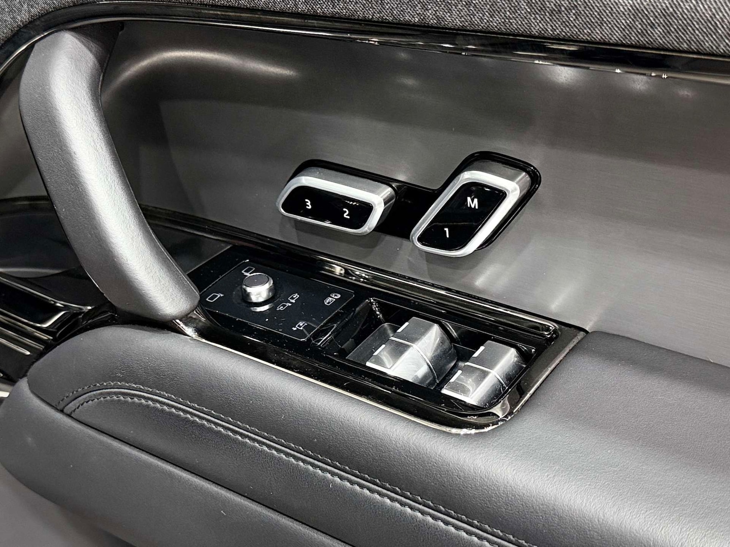 Used Land Rover Range Rover Sport 2023 for sale - 77833935: Photo 32