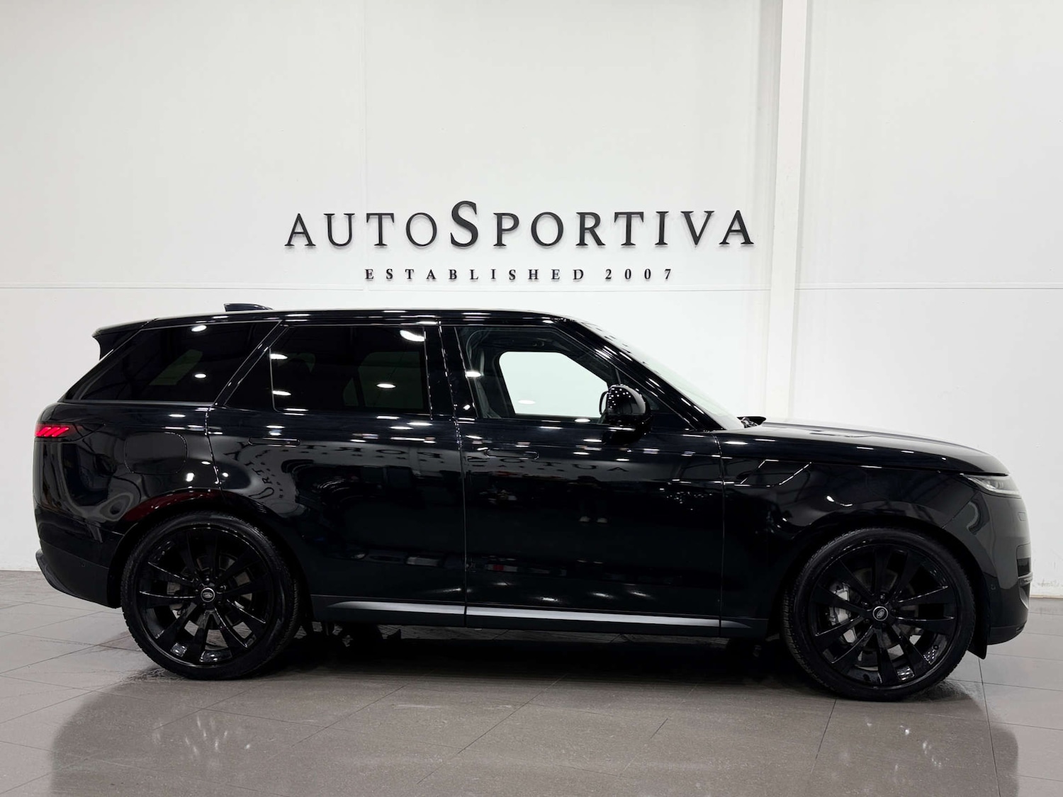 Used Land Rover Range Rover Sport 2023 for sale - 77833935: Photo 6