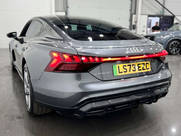 Used Audi e-tron GT 2023 for sale - 76277570: Photo 10