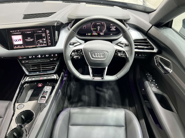 Used Audi e-tron GT 2023 for sale - 76277570: Photo 21