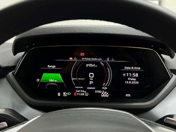 Used Audi e-tron GT 2023 for sale - 76277570: Photo 23