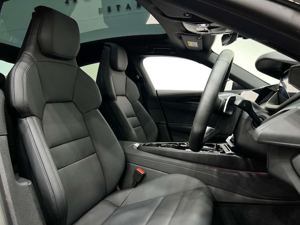 Used Audi e-tron GT 2023 for sale - 76277570: Photo 2