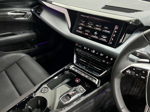 Used Audi e-tron GT 2023 for sale - 76277570: Photo 41