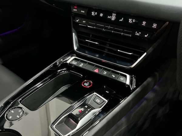 Used Audi e-tron GT 2023 for sale - 76277570: Photo 43
