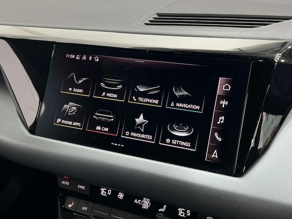 Used Audi e-tron GT 2023 for sale - 76277570: Photo 46