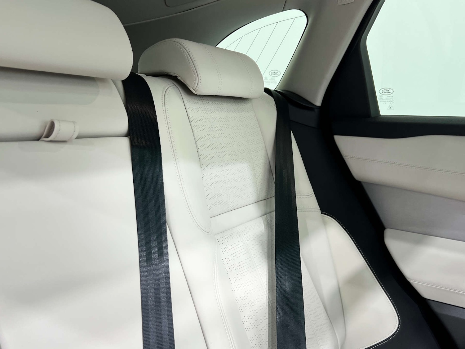 Used Land Rover Range Rover Velar 2022 for sale - 76076567: Photo 16