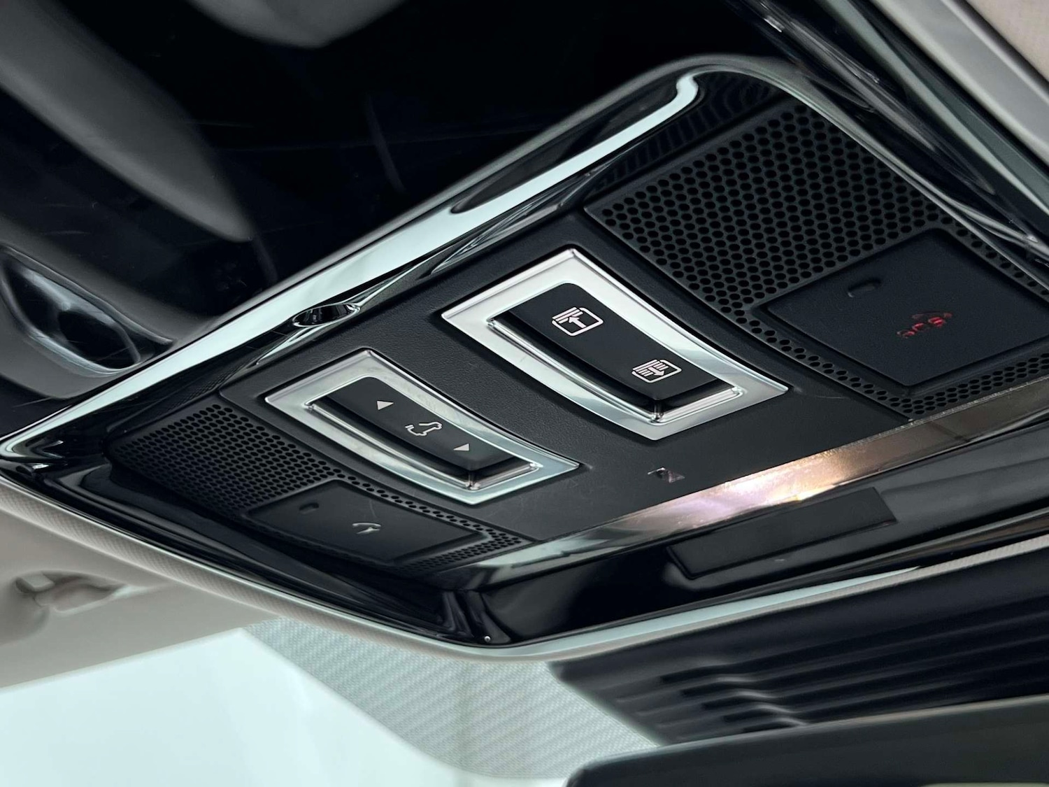 Used Land Rover Range Rover Velar 2022 for sale - 76076567: Photo 40