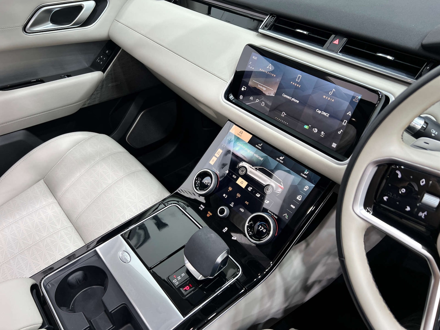 Used Land Rover Range Rover Velar 2022 for sale - 76076567: Photo 43