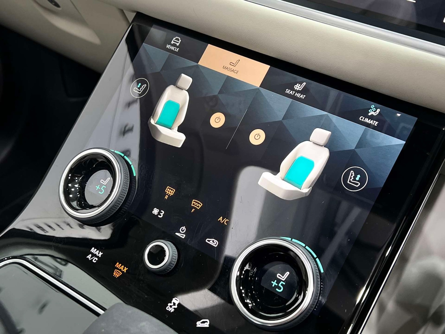 Used Land Rover Range Rover Velar 2022 for sale - 76076567: Photo 51