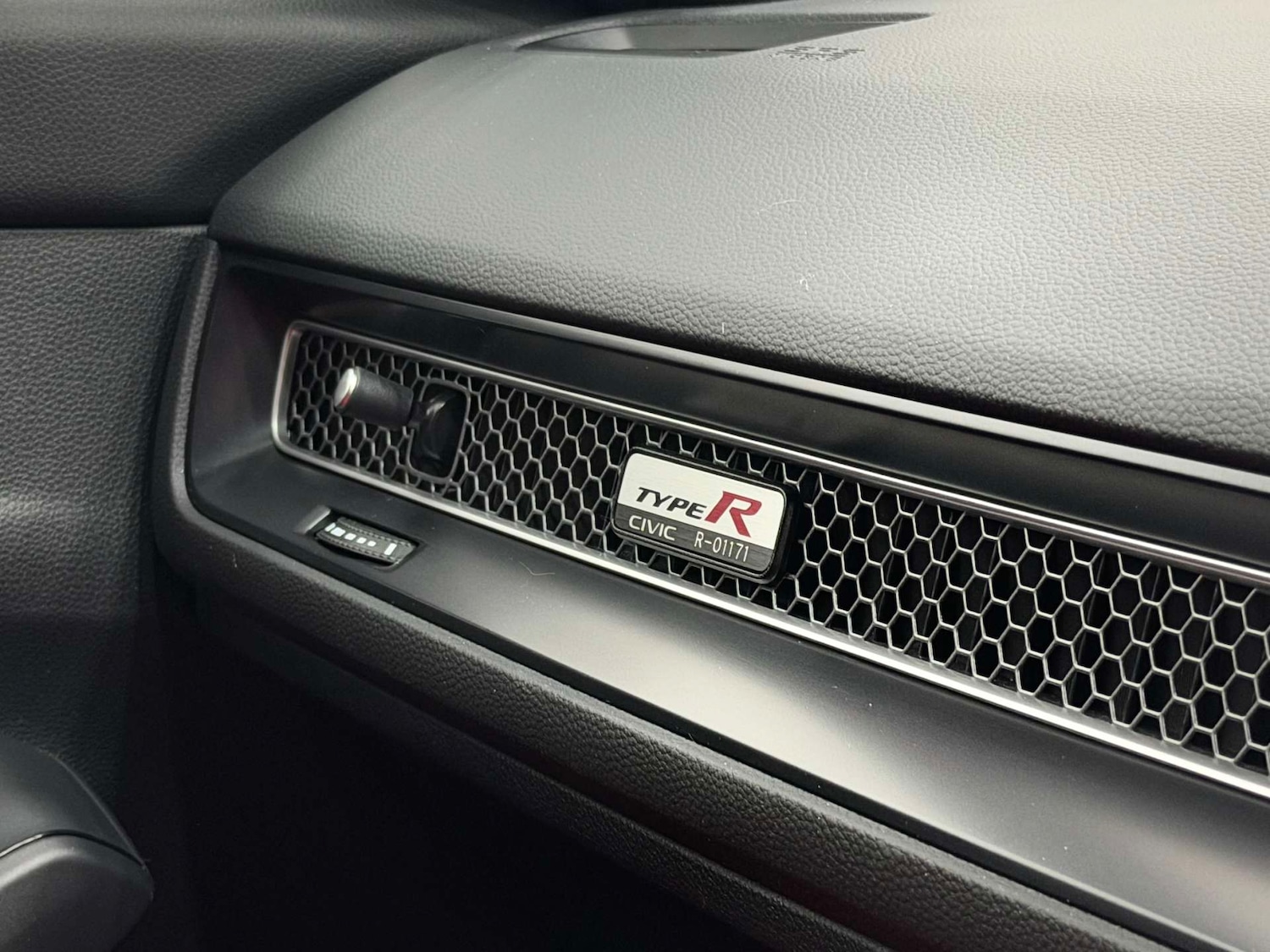 Used Honda Civic 2023 for sale - 76628286: Photo 40