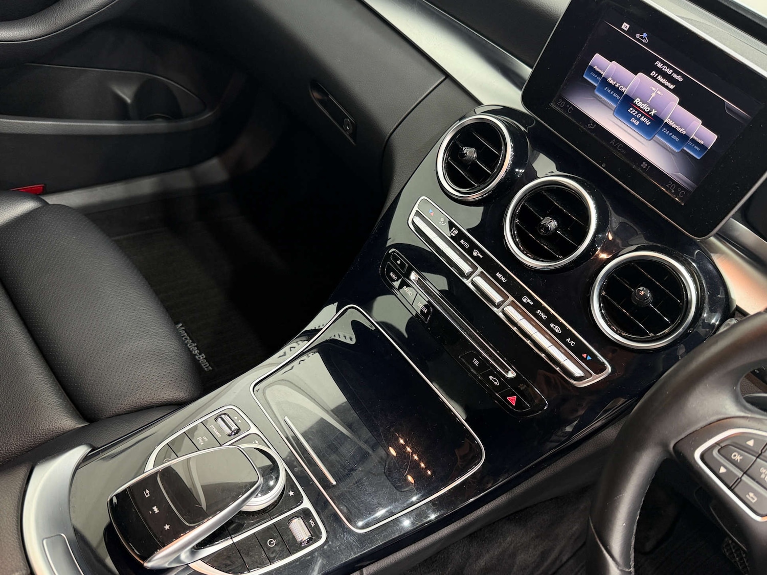 Used Mercedes-Benz C Class 2017 for sale - 76547243: Photo 34