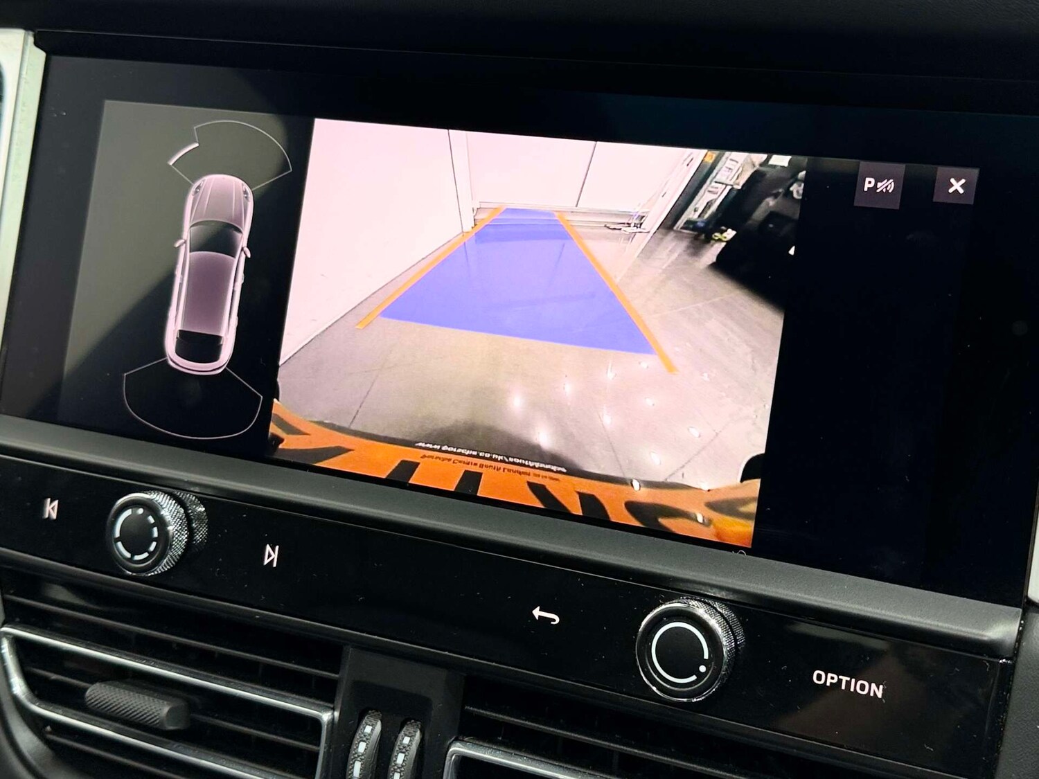 Used Porsche Macan 2021 for sale - 76354278: Photo 47