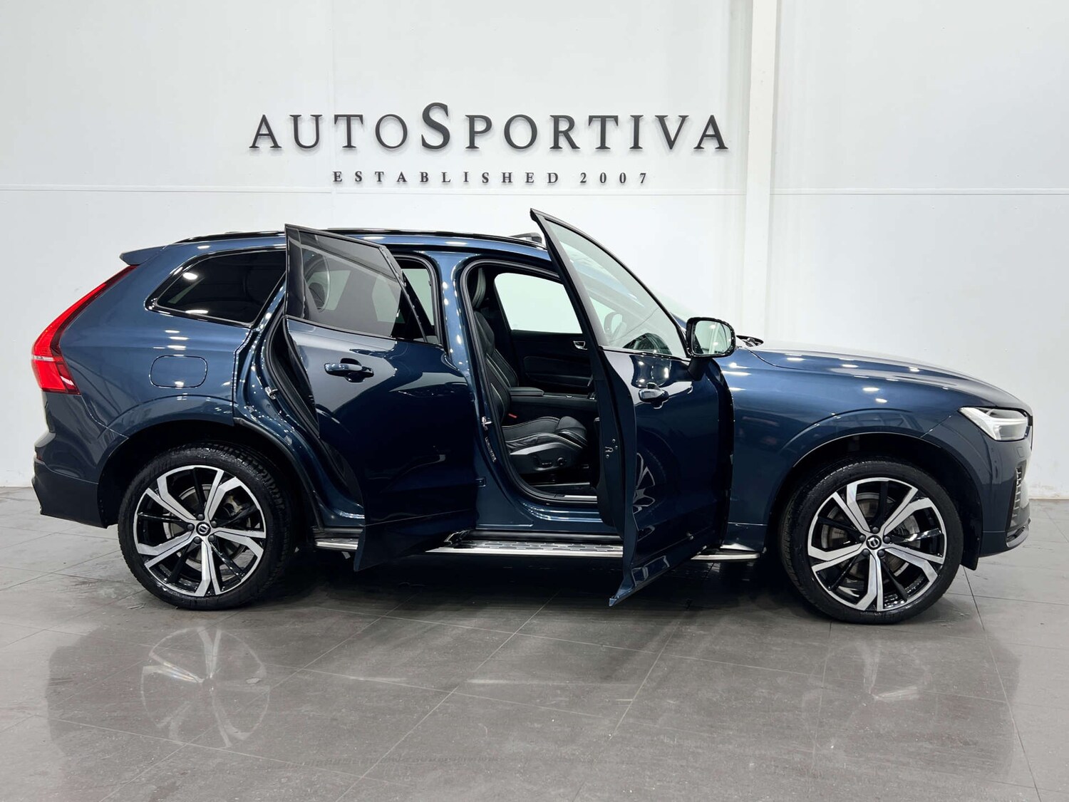 Used Volvo XC60 2021 for sale - 76277537: Photo 12