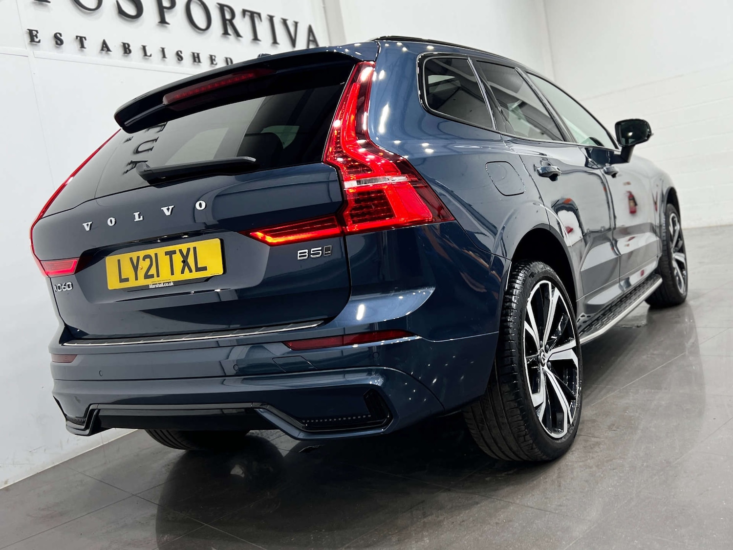 Used Volvo XC60 2021 for sale - 76277537: Photo 25