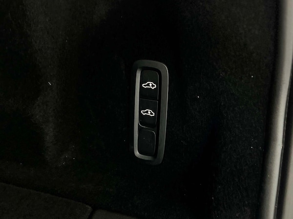 Used Volvo XC60 2021 for sale - 76277537: Photo 28