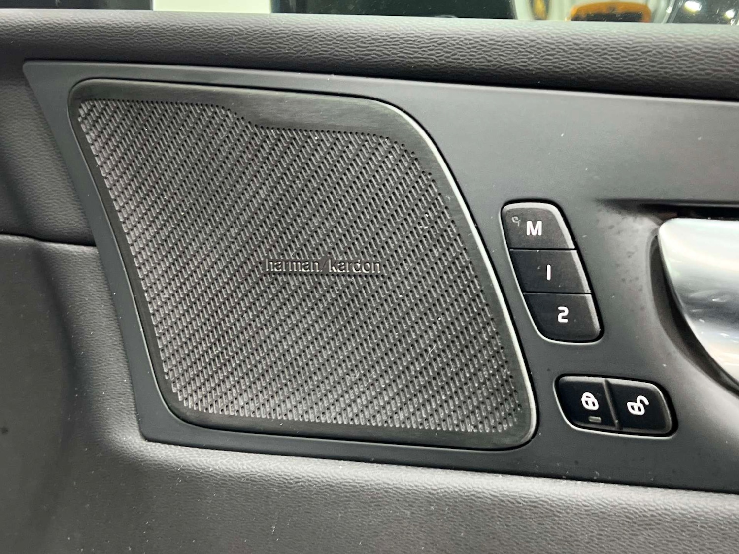 Used Volvo XC60 2021 for sale - 76277537: Photo 38