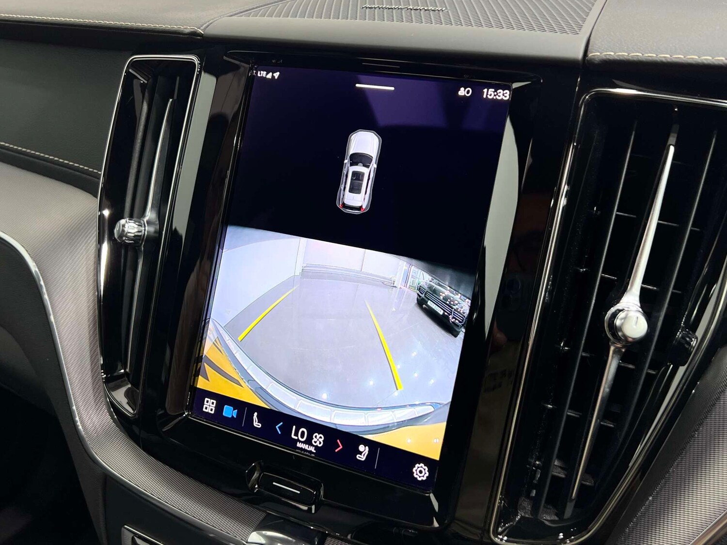 Used Volvo XC60 2021 for sale - 76277537: Photo 45