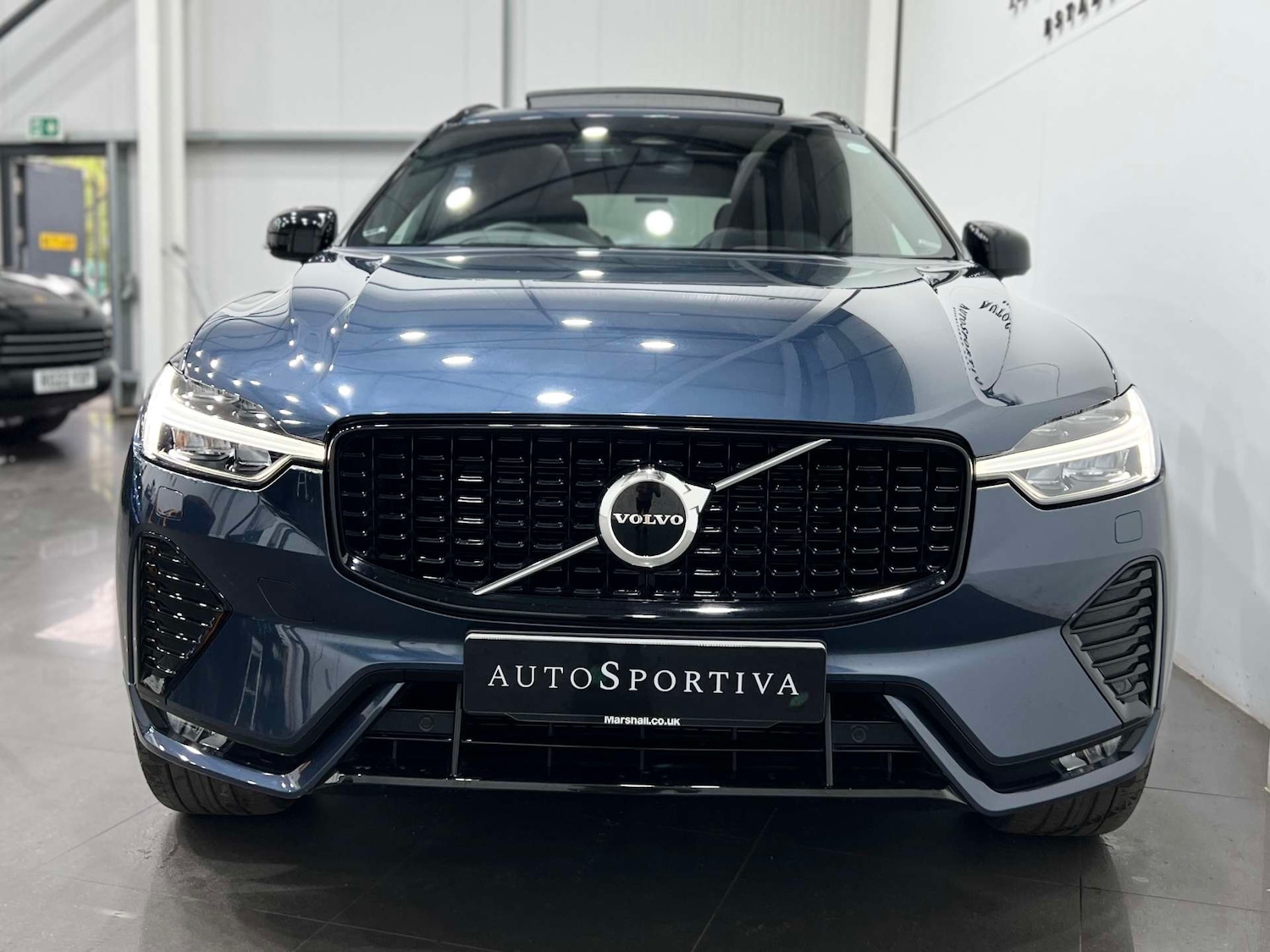 Used Volvo XC60 2021 for sale - 76277537: Photo 6