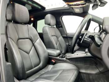Used Porsche Macan 2021 for sale - 74993405: Photo