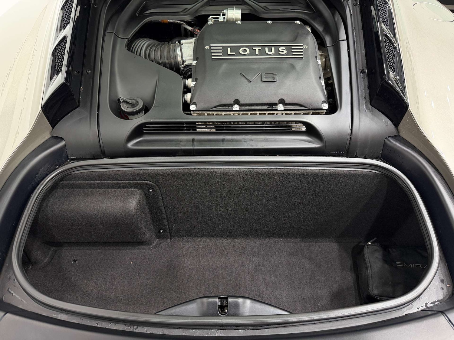 Used Lotus Emira 2023 for sale - 77700902: Photo 25