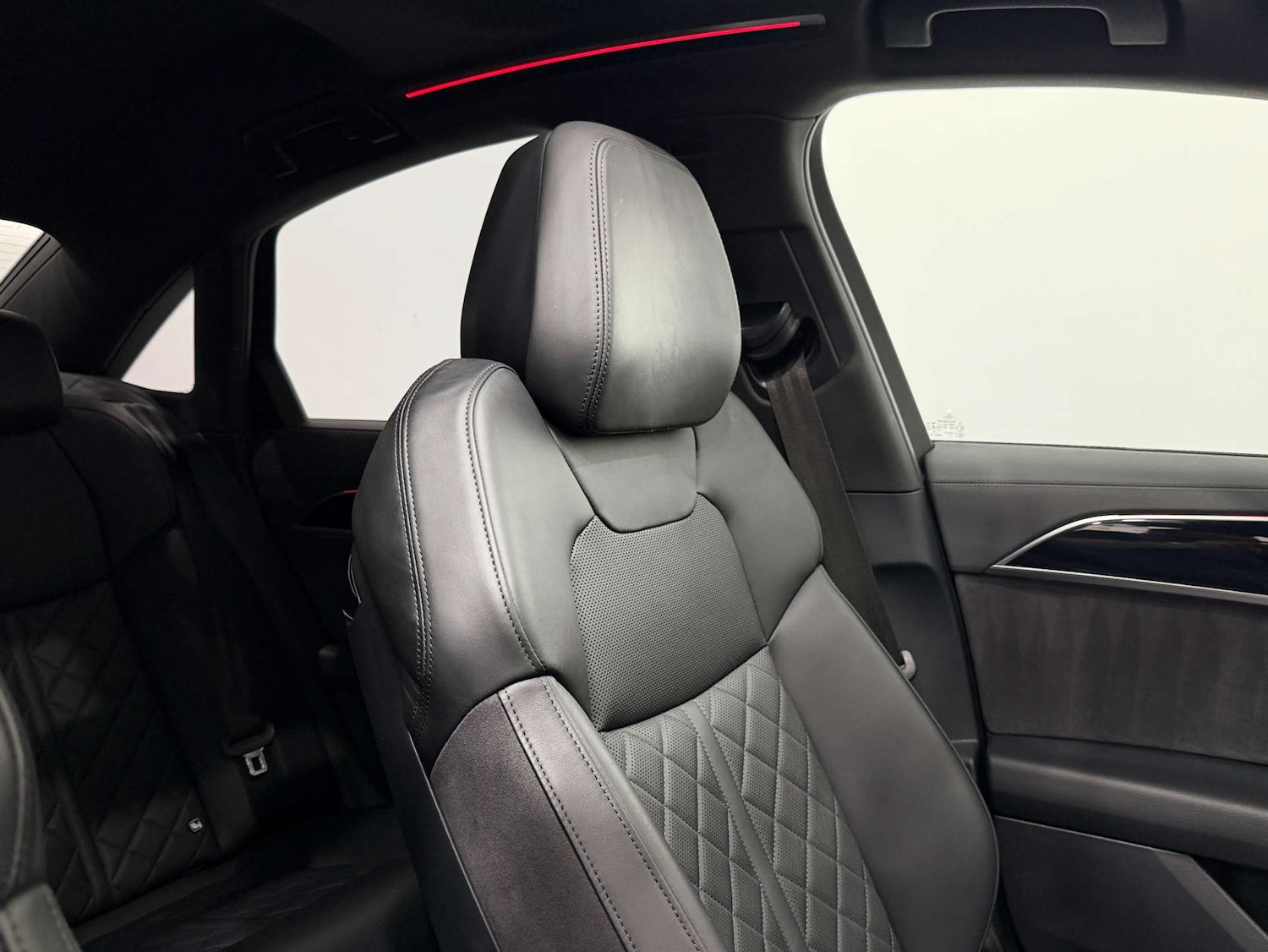 Used Audi A8 2022 for sale - 77833944: Photo 40