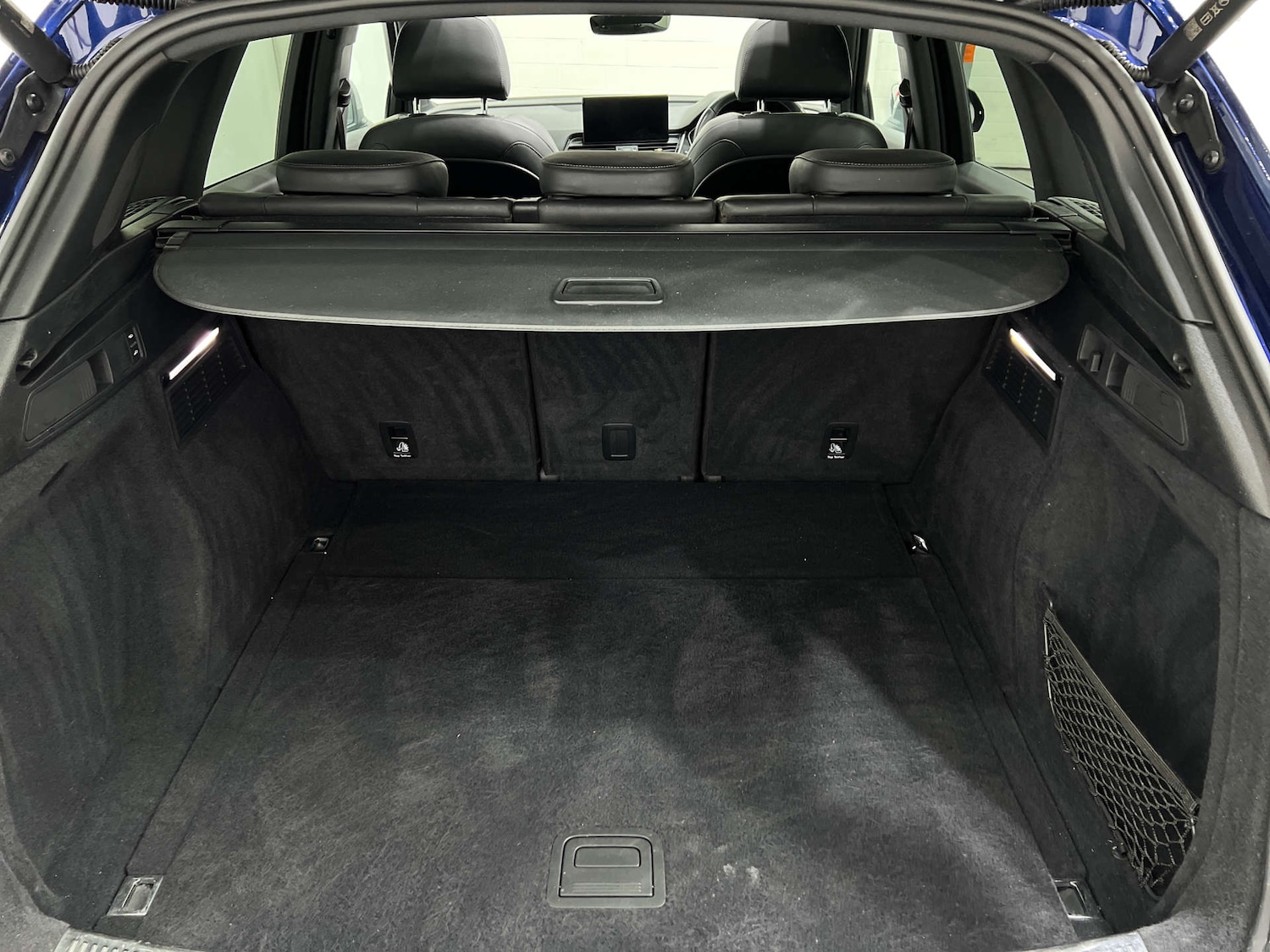 Vehicle 28