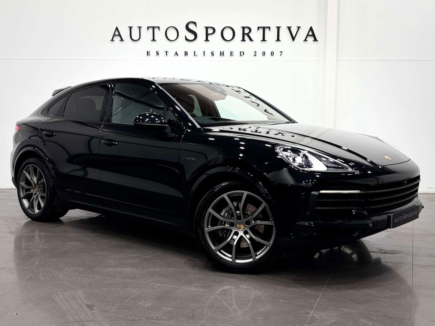 Used Porsche Cayenne 2022 for sale - 76301990: Photo 1
