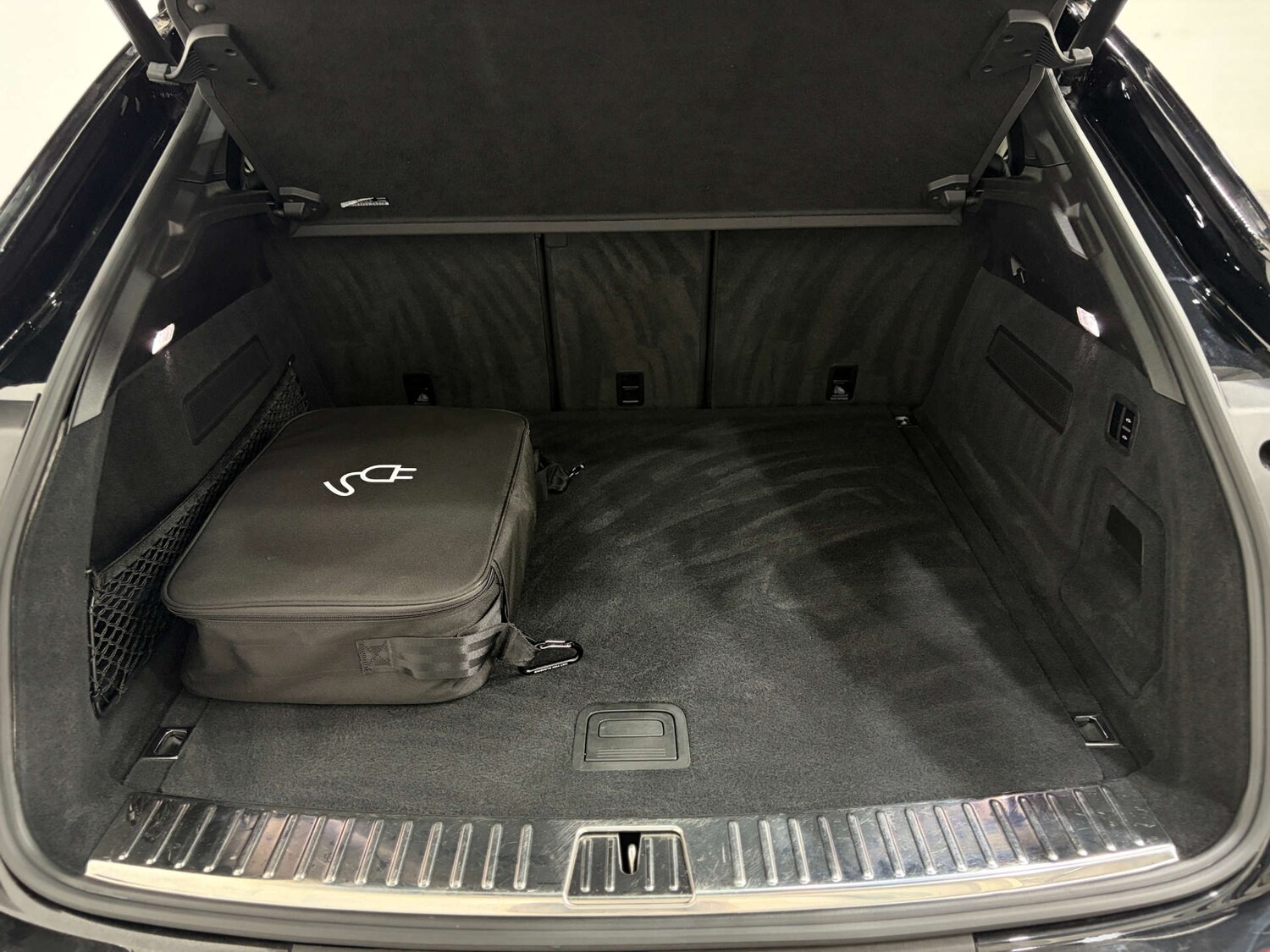 Used Porsche Cayenne 2022 for sale - 76301990: Photo 38