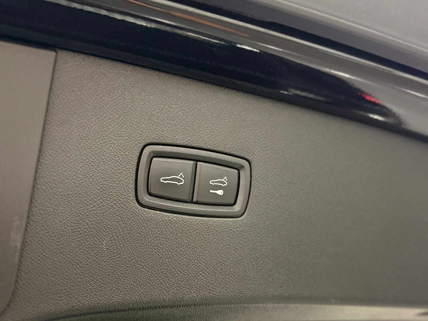 Used Porsche Cayenne 2022 for sale - 76301990: Photo 39