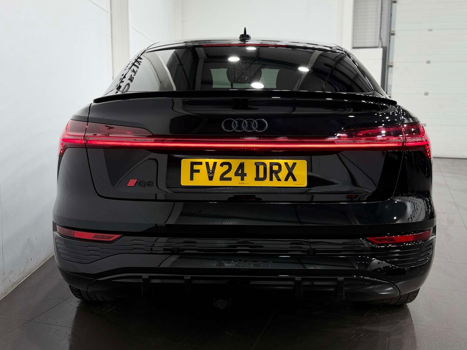 Used Audi Q8 e-tron 2024 for sale - 77765738: Photo 10