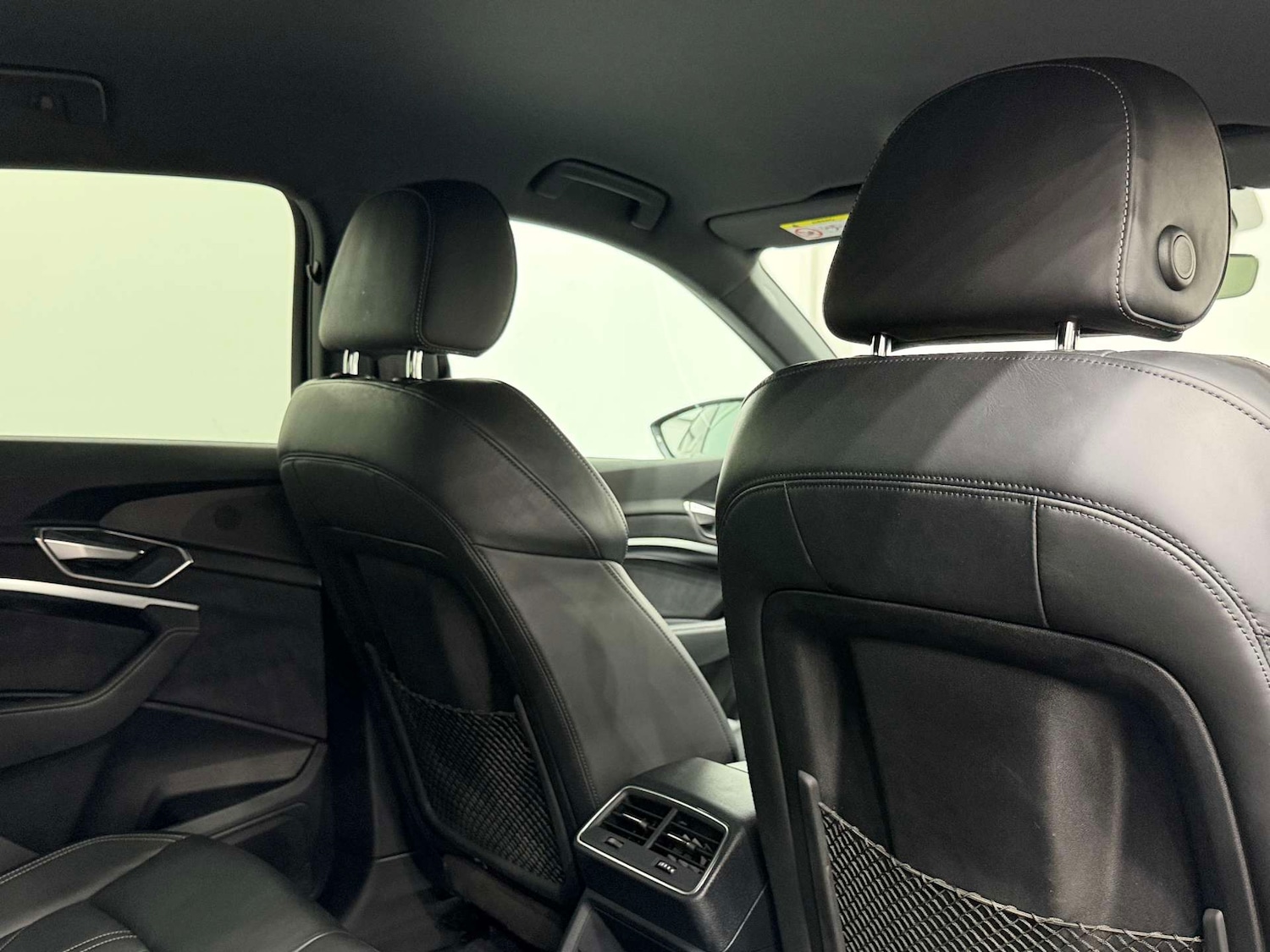 Used Audi Q8 e-tron 2024 for sale - 77765738: Photo 18