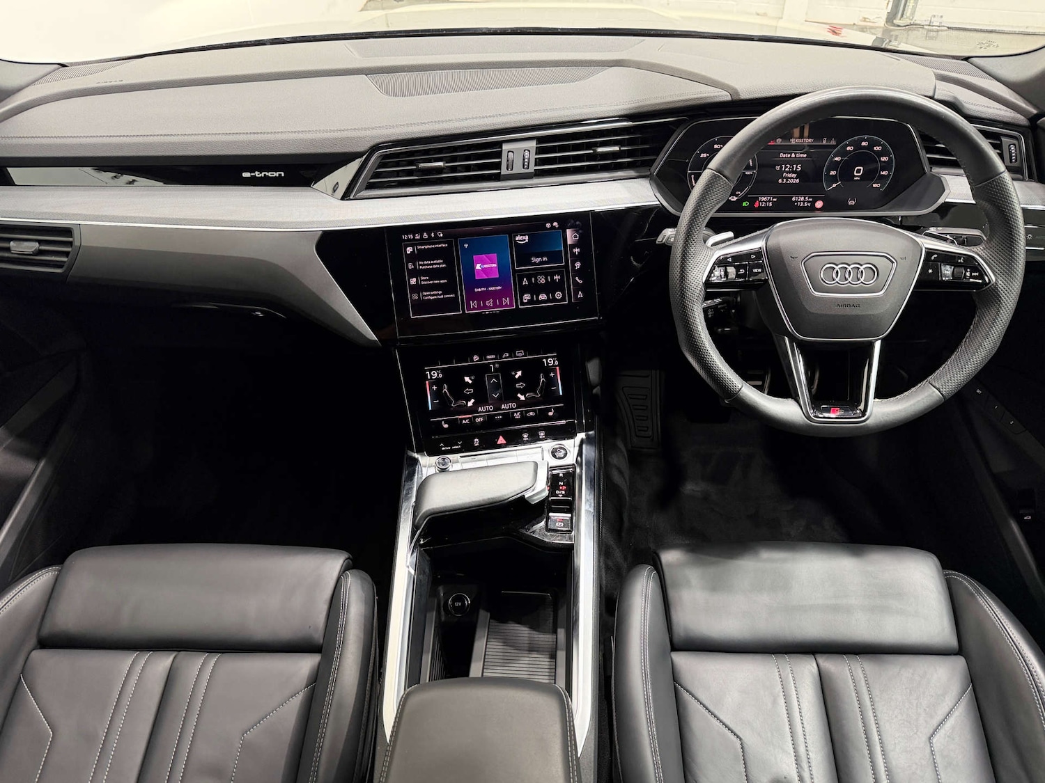 Used Audi Q8 e-tron 2024 for sale - 77765738: Photo 22