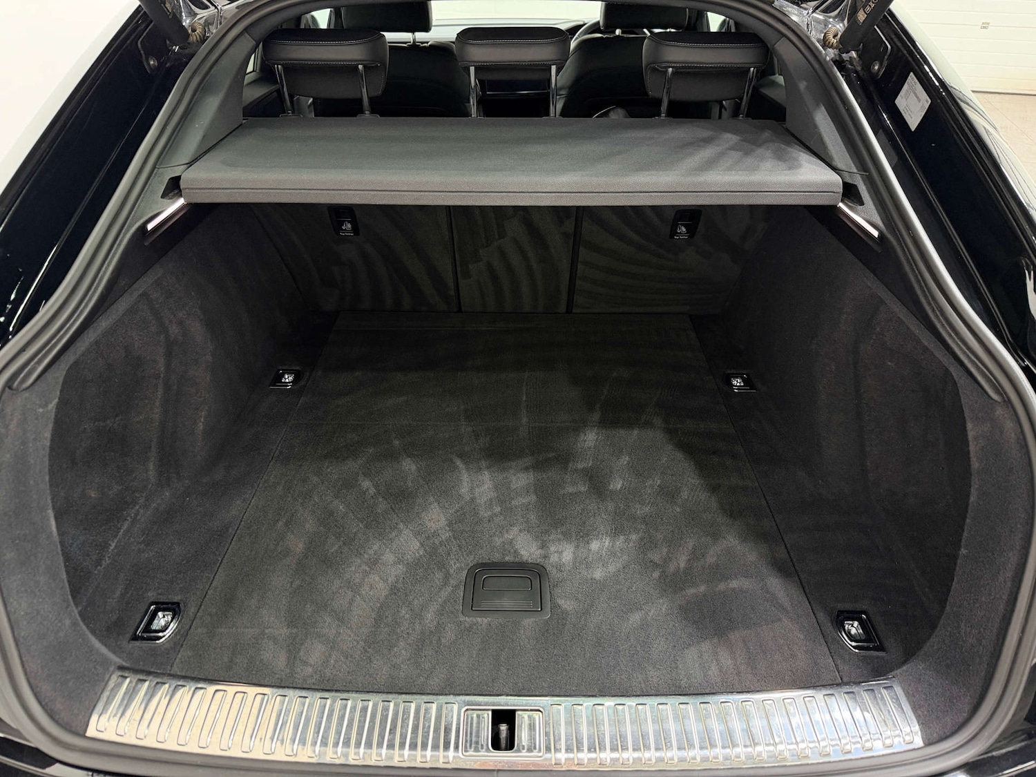 Used Audi Q8 e-tron 2024 for sale - 77765738: Photo 29