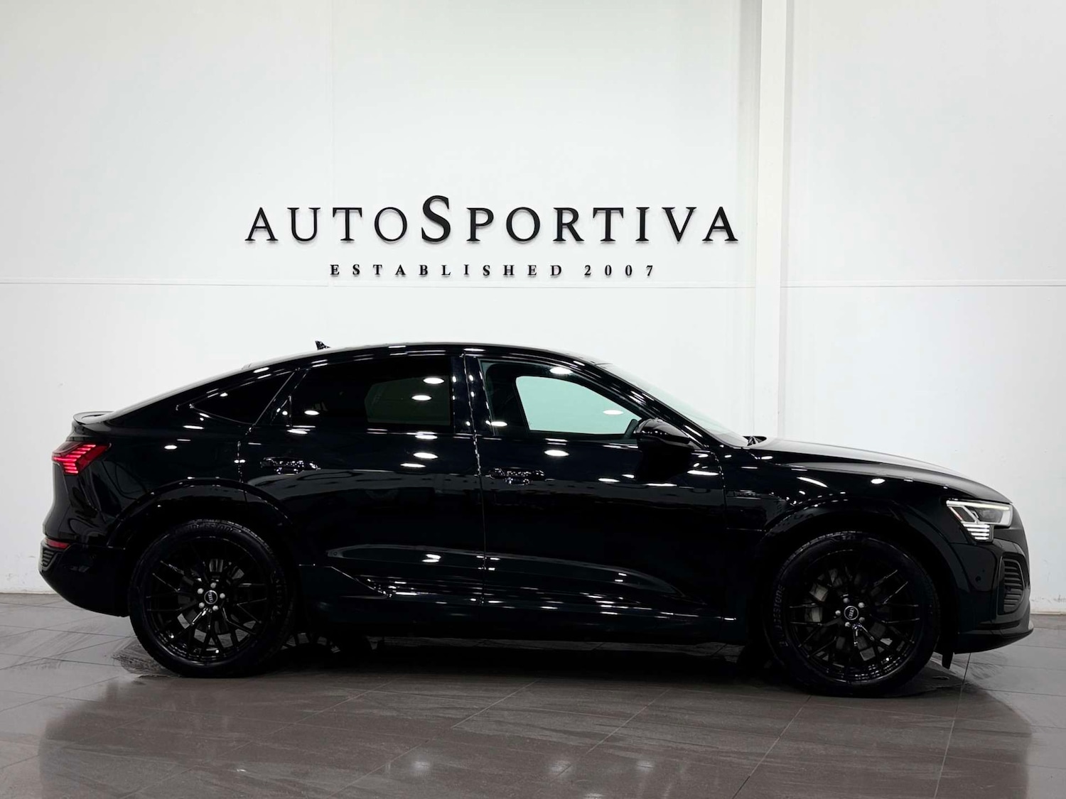 Used Audi Q8 e-tron 2024 for sale - 77765738: Photo 7