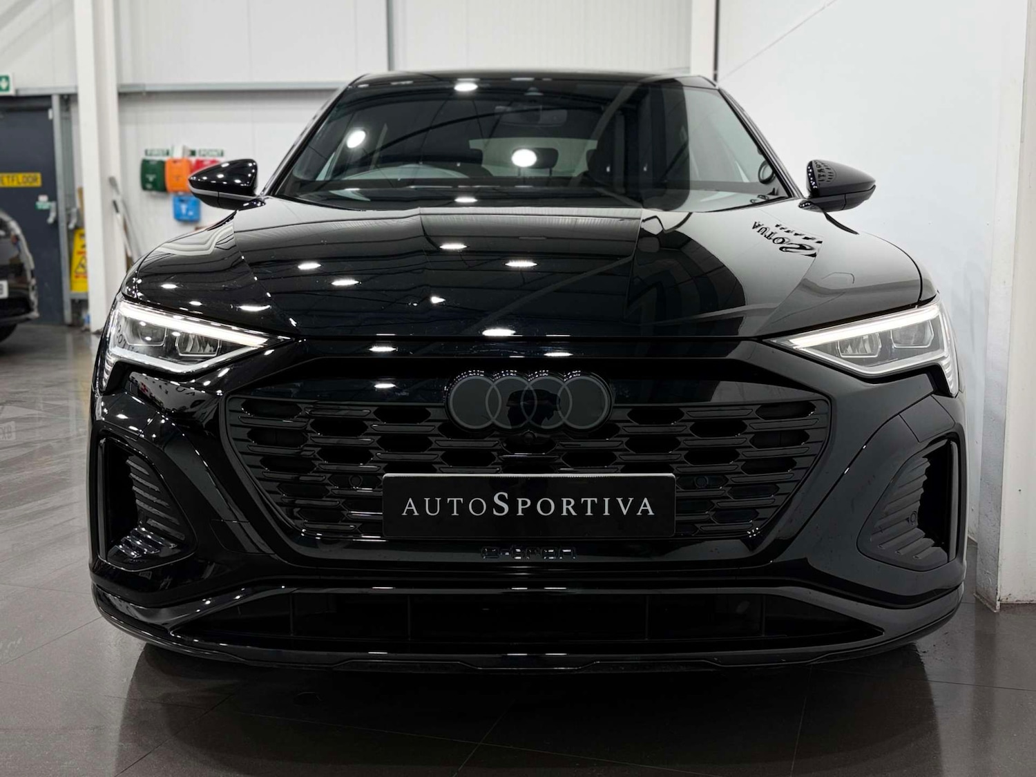 Used Audi Q8 e-tron 2024 for sale - 77765738: Photo 9