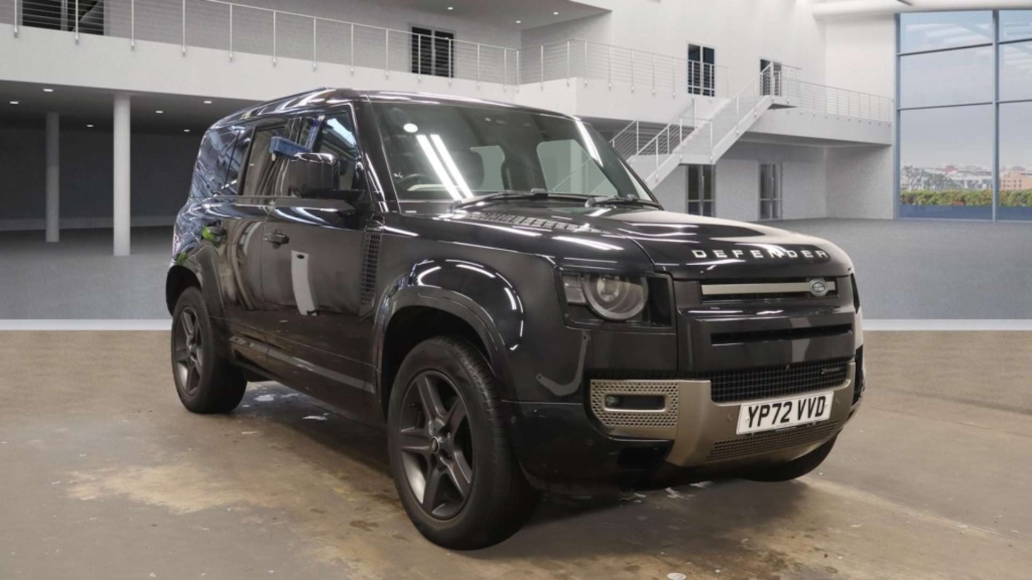 Used Land Rover Defender 2022 for sale - 76422531: Photo 1