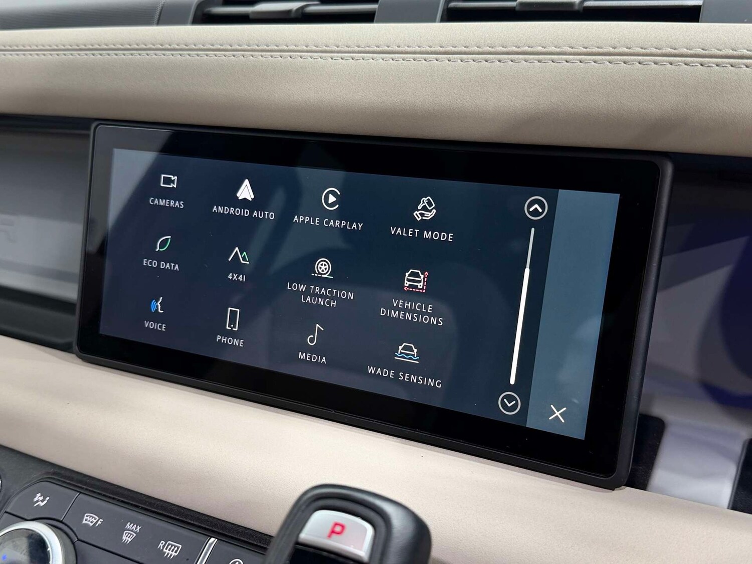 Used Land Rover Defender 2022 for sale - 76422531: Photo 49