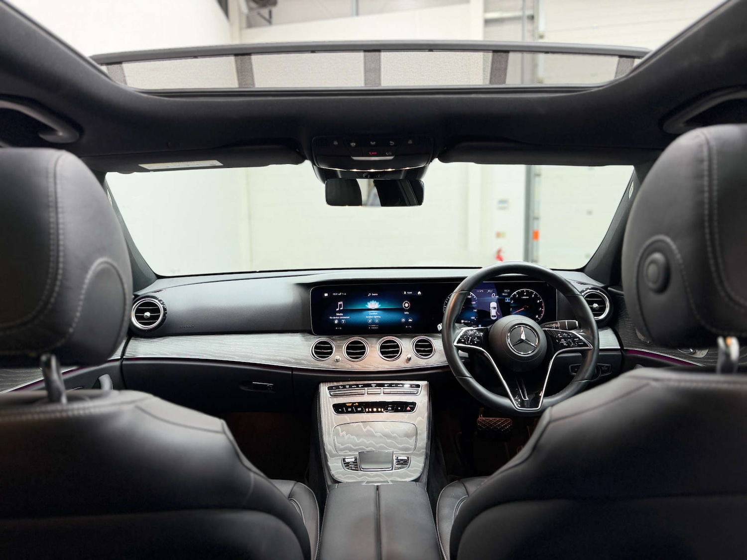 Used Mercedes-Benz E Class 2023 for sale - 77833856: Photo 18