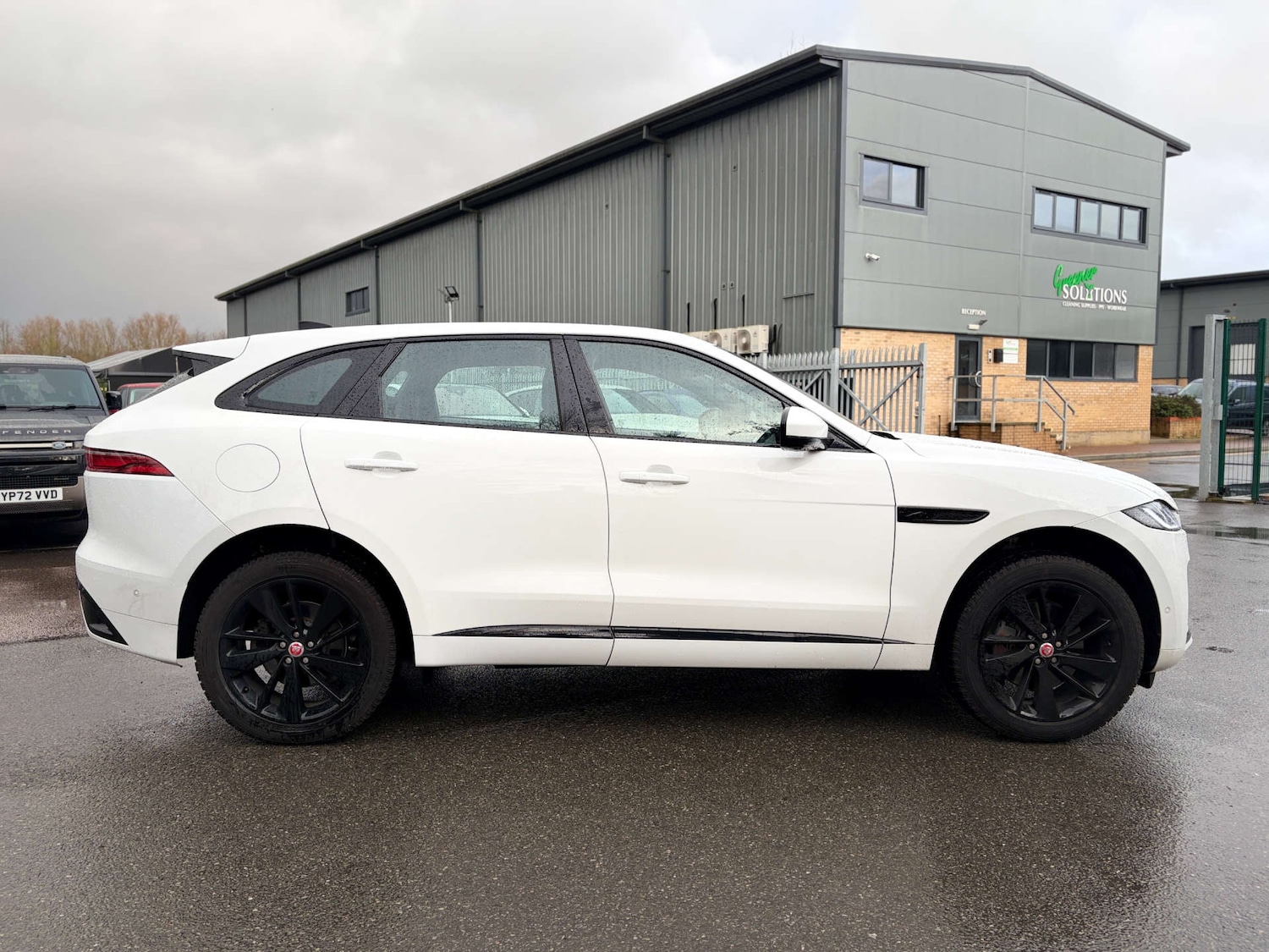 Used Jaguar F-Pace 2021 for sale - 77469856: Photo 4