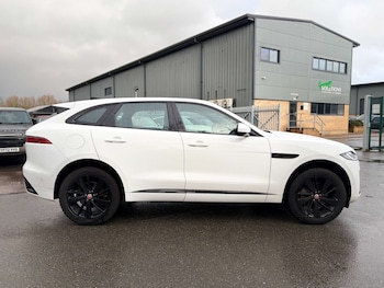 Used Jaguar F-Pace 2021 for sale - 77469856: Photo