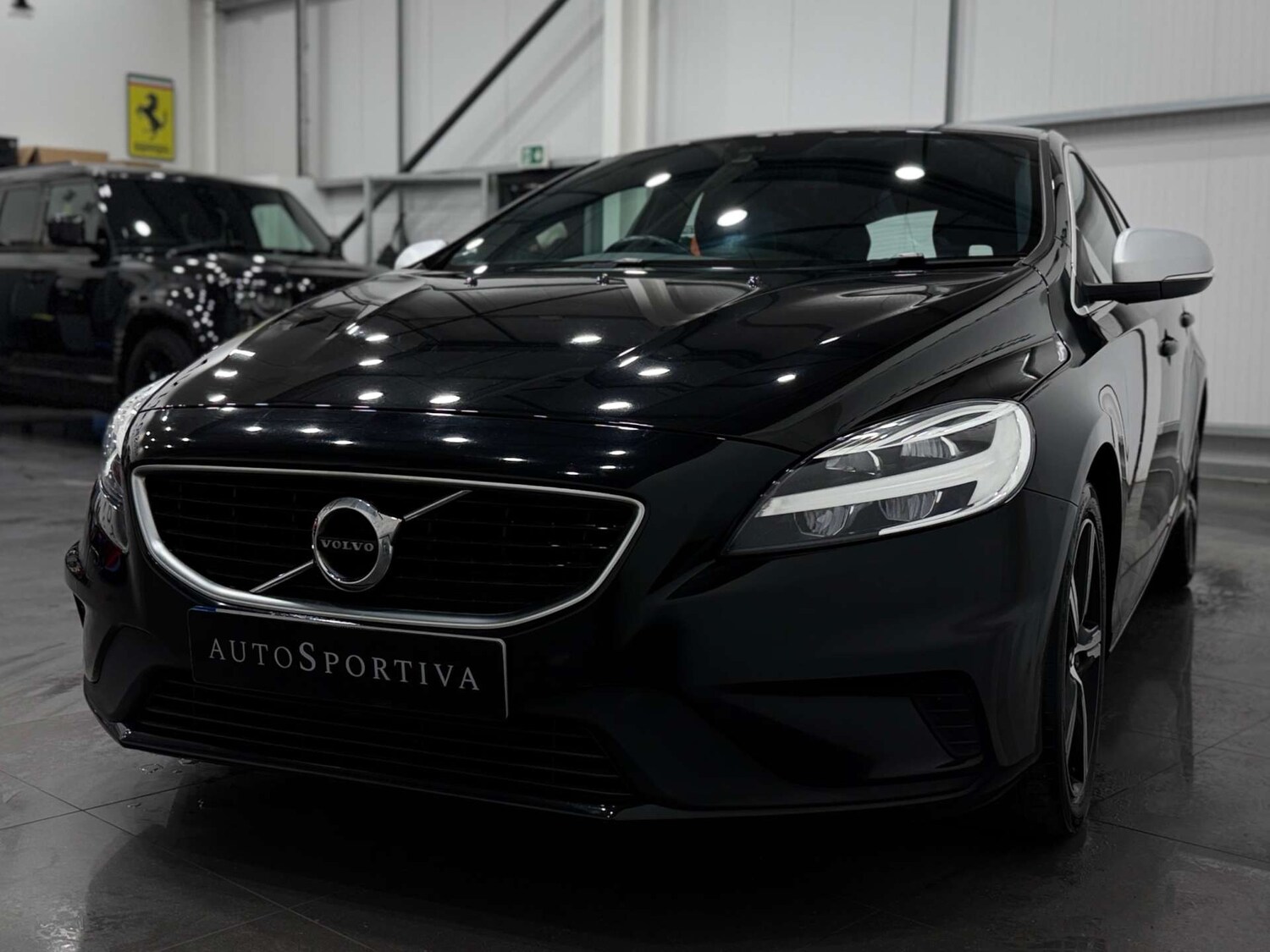 Used Volvo V40 2018 for sale - 77422812: Photo 12