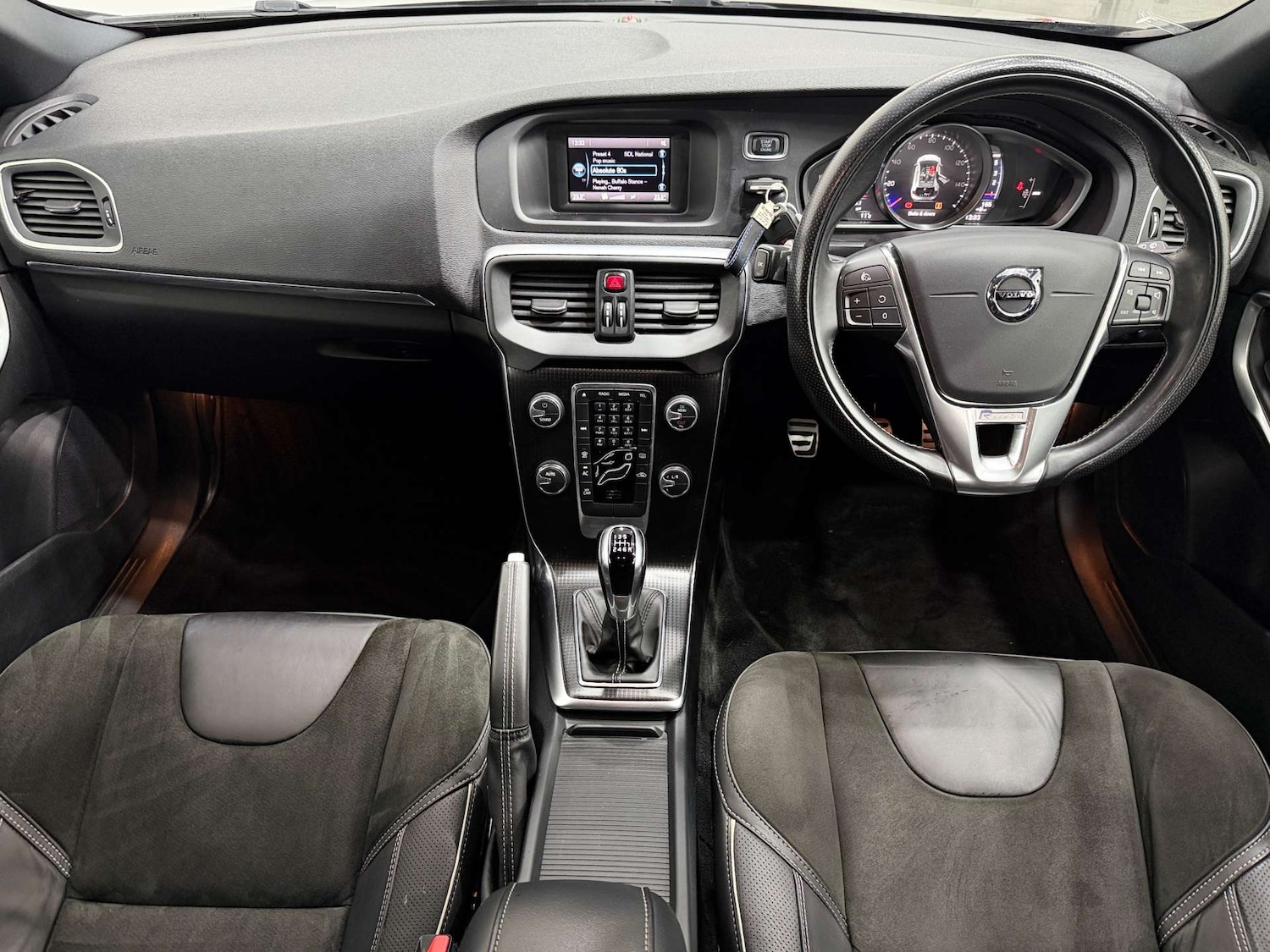 Used Volvo V40 2018 for sale - 77422812: Photo 20