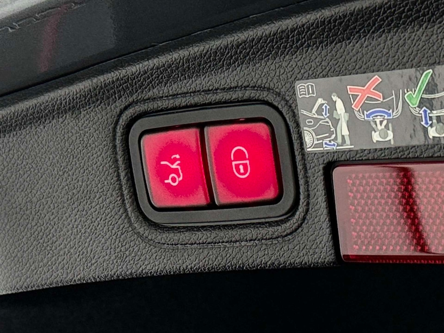 Used Mercedes-Benz C Class 2023 for sale - 77070834: Photo 27