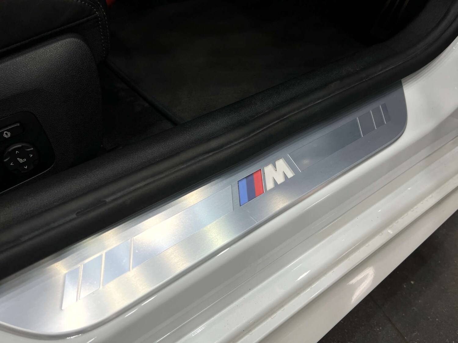 Used BMW 8 Series 2021 for sale - 76277530: Photo 22