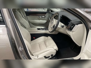Used Volvo V90 2021 for sale - 75971128: Photo