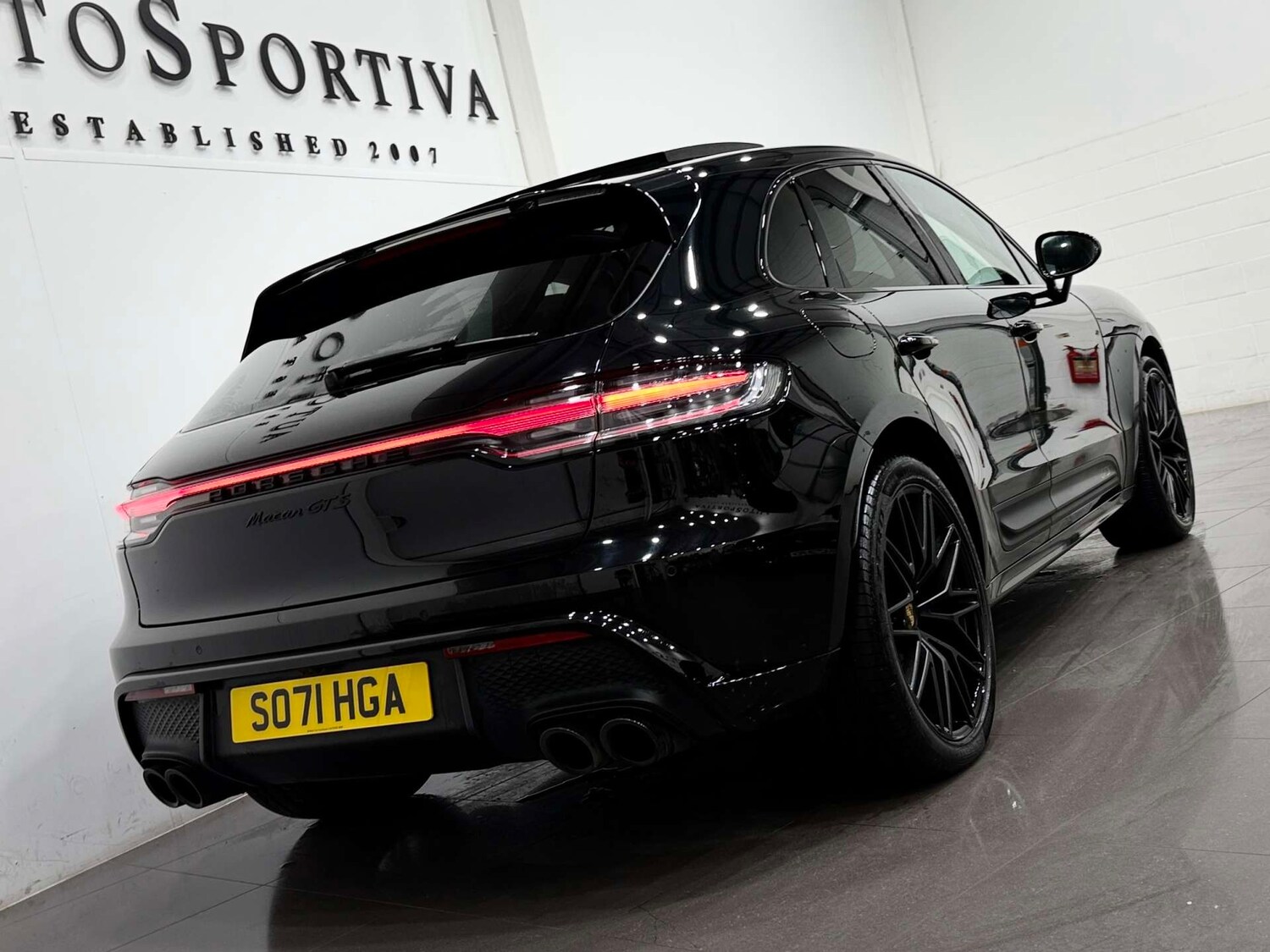 Used Porsche Macan 2022 for sale - 76910572: Photo 29