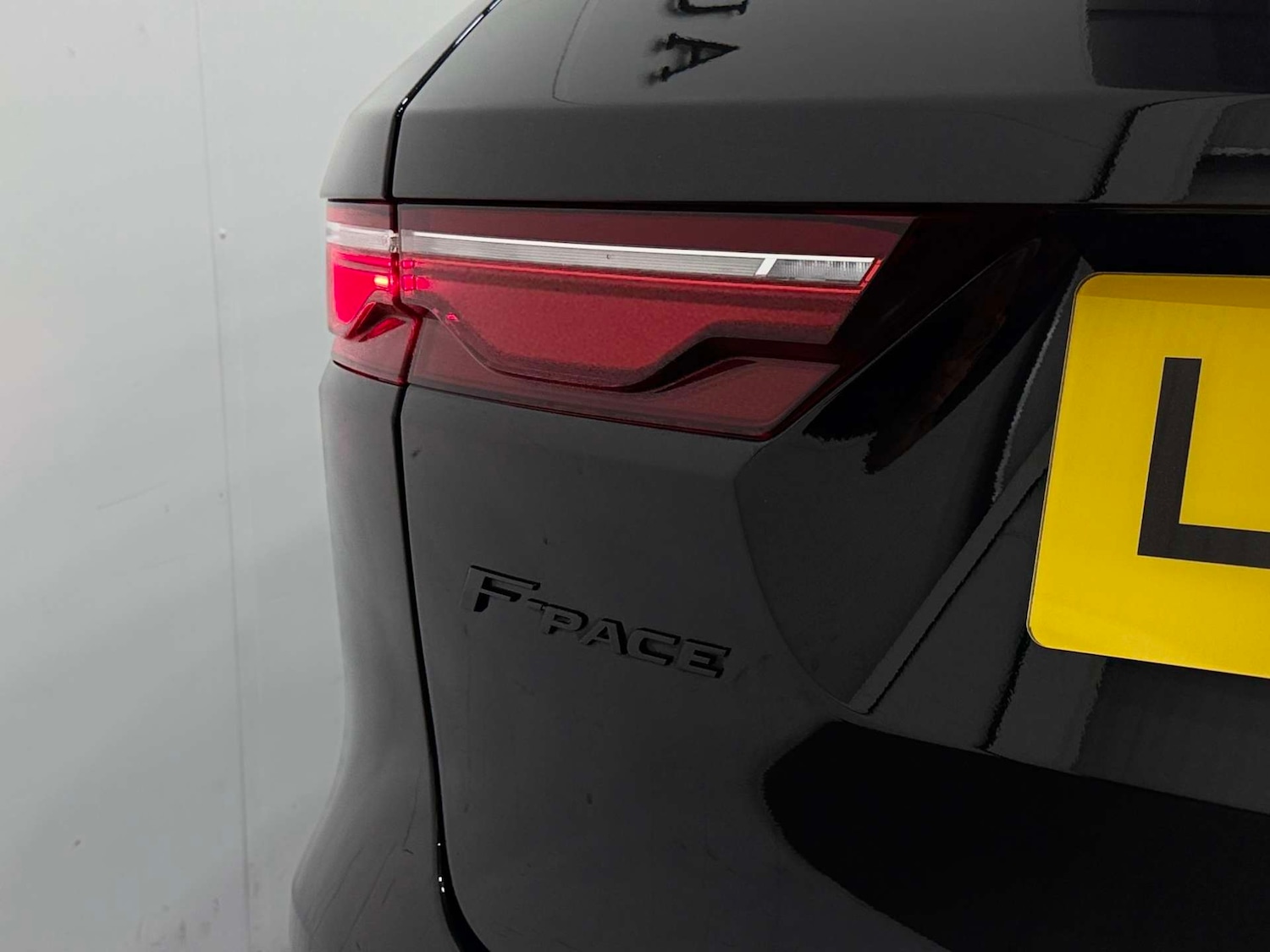 Used Jaguar F-Pace 2023 for sale - 77833938: Photo 27