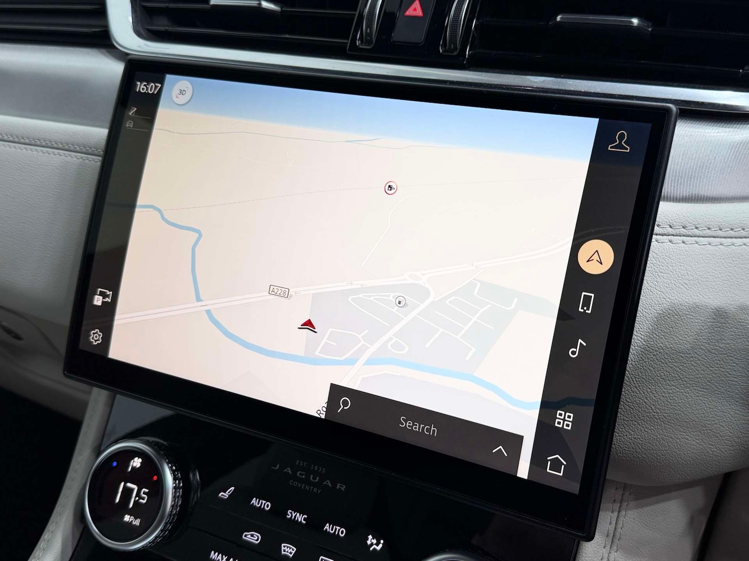 Used Jaguar F-Pace 2023 for sale - 77833938: Photo 44