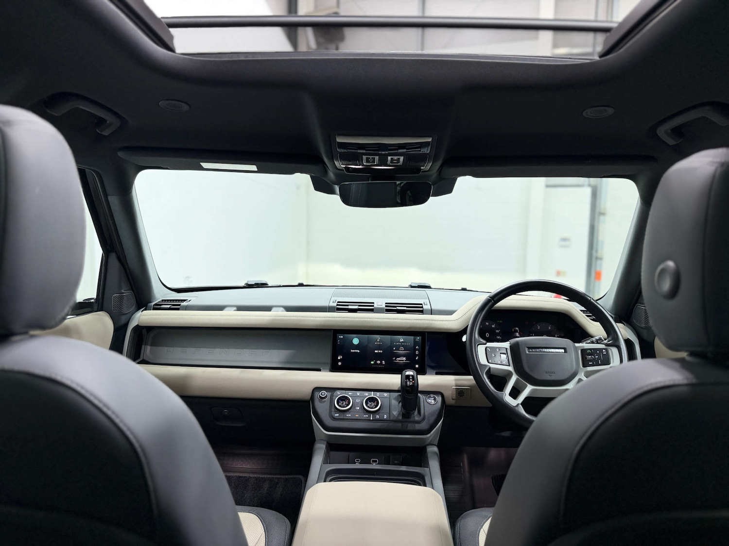 Used Land Rover Defender 2022 for sale - 77833881: Photo 20